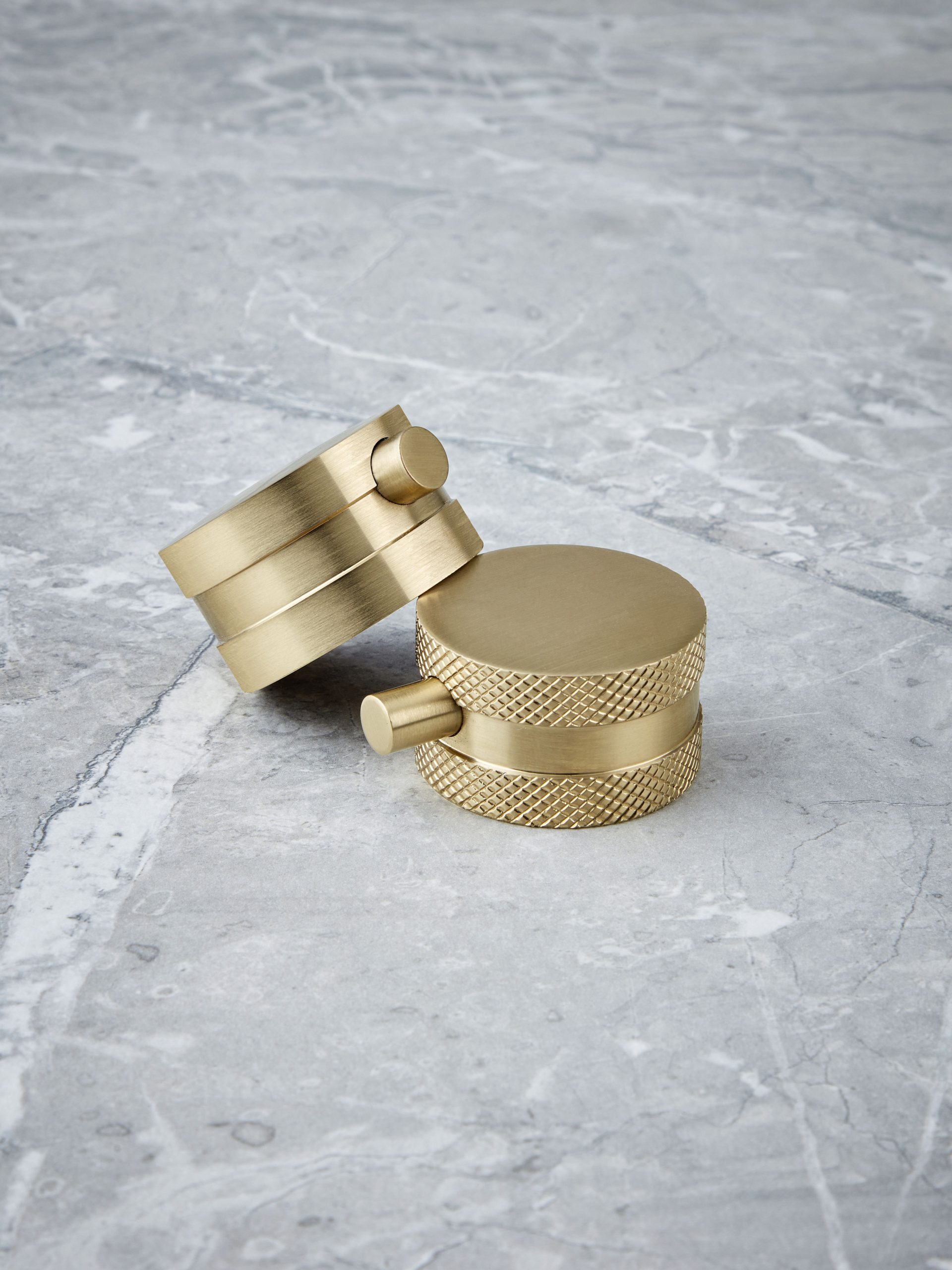 Scudo Core Cross Hatch & Smooth Handle Brushed Brass. Both are supplied with the tap so you can choose the look.